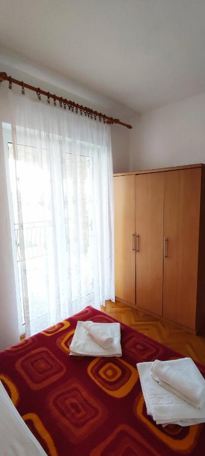 Apartmani Kevric 노비비노돌스키 외부 사진
