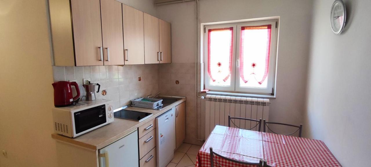 Apartmani Kevric 노비비노돌스키 외부 사진