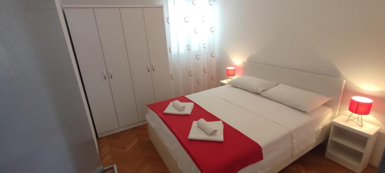 Apartmani Kevric 노비비노돌스키 외부 사진